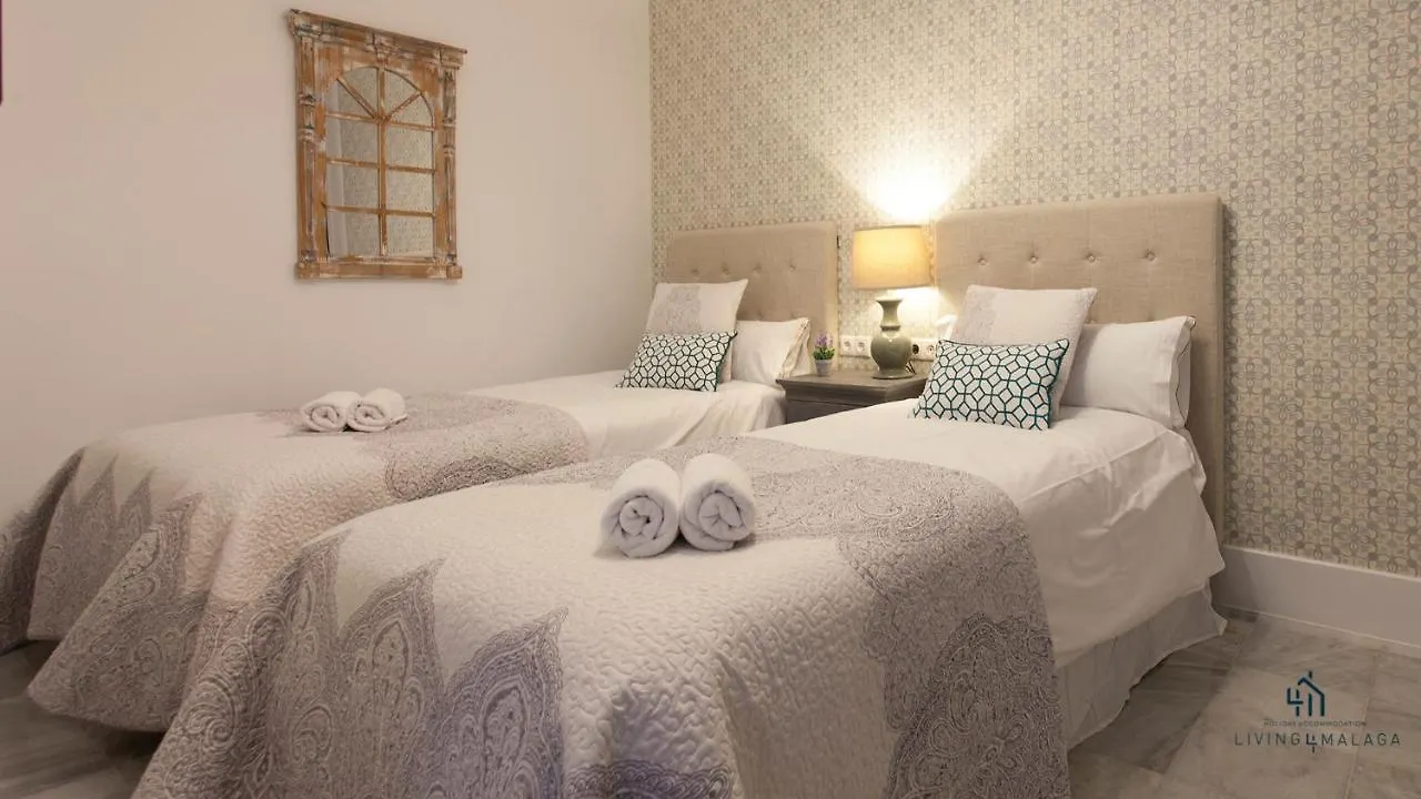 Living4Malaga Aduana Presidential Apartment