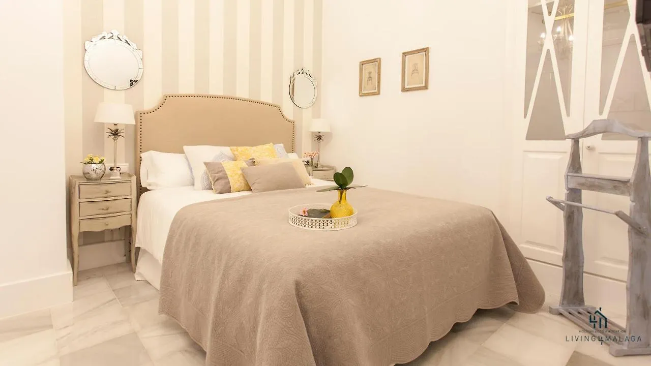 Living4Malaga Aduana Presidential Apartment